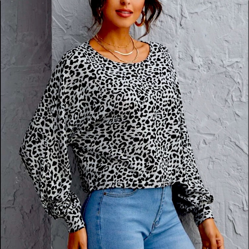 Lantern Sleeve Leopard Sweater